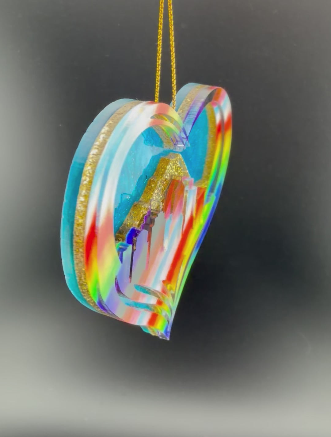 
                  
                    Load and play video in Gallery viewer, Portland Pride City Skyline Heart Ornament
                  
                